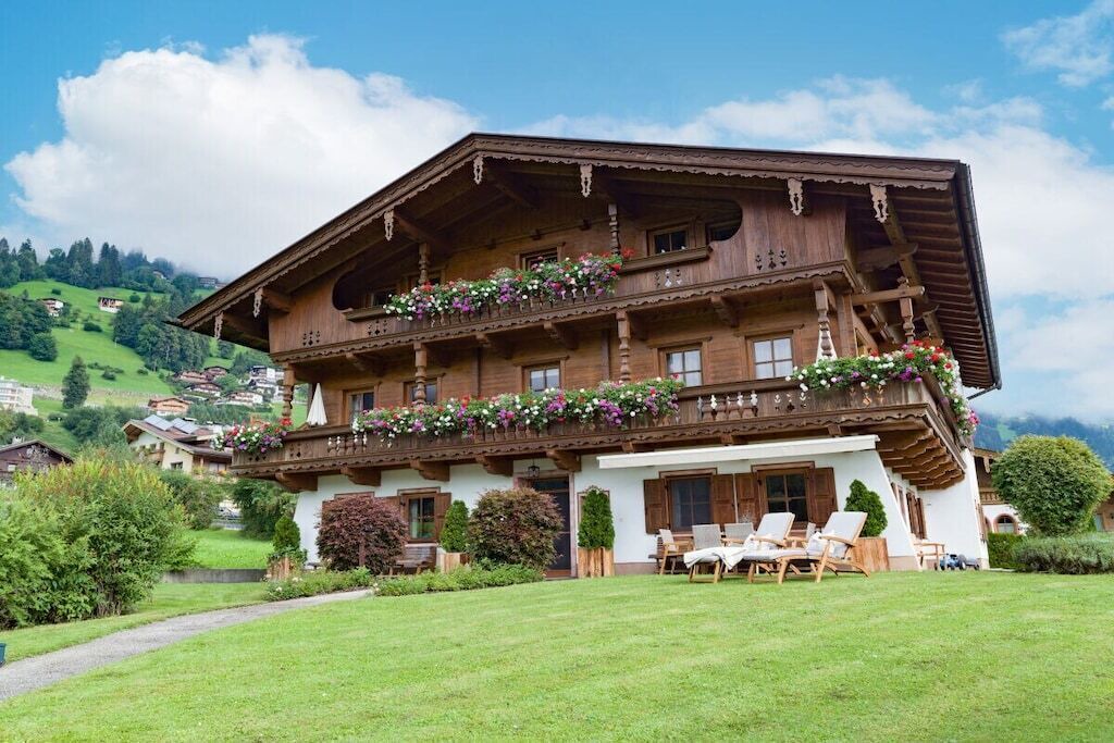 Photo of Others in Zellberg