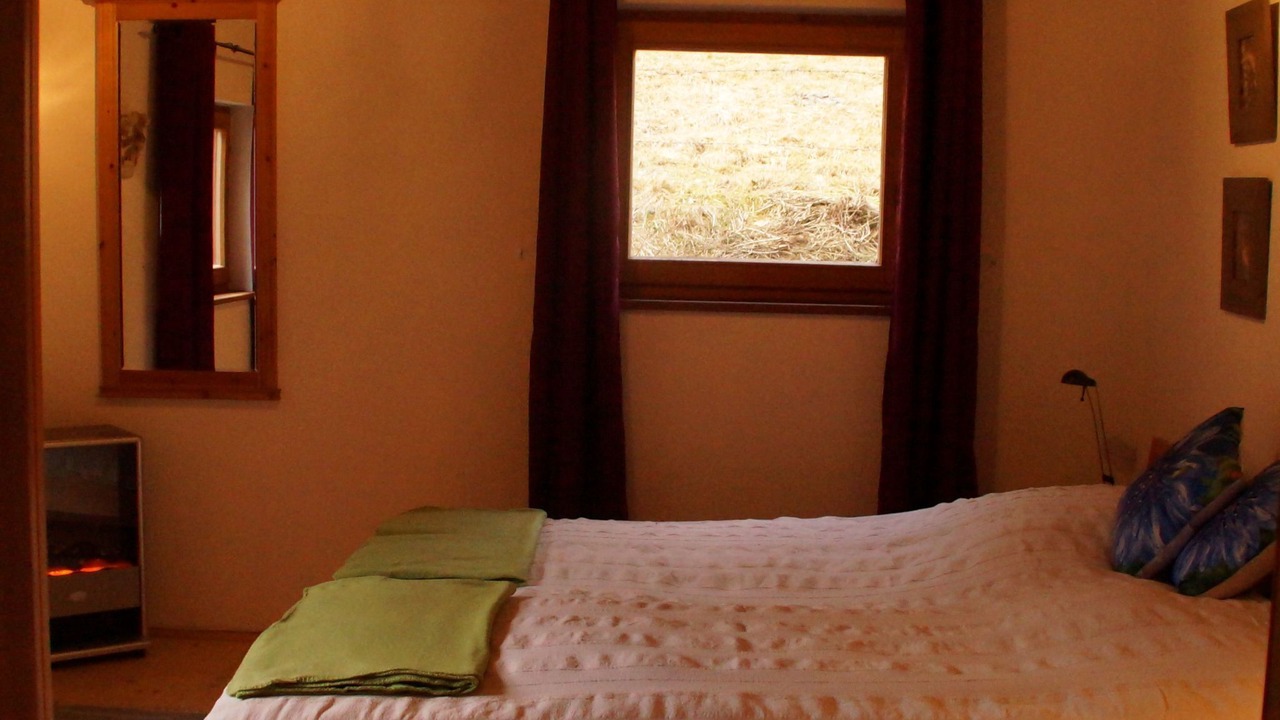 Photo of Bedroom in Flattach