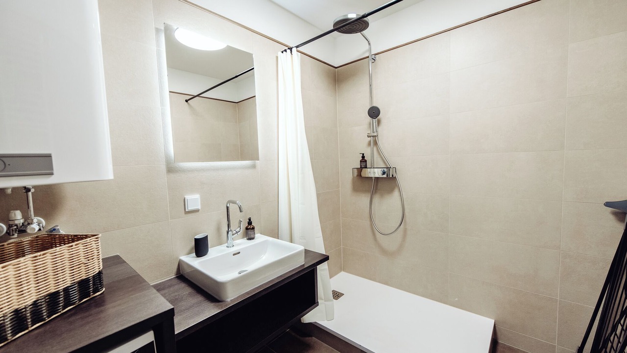 Photo of Bathroom in Graz City Centre