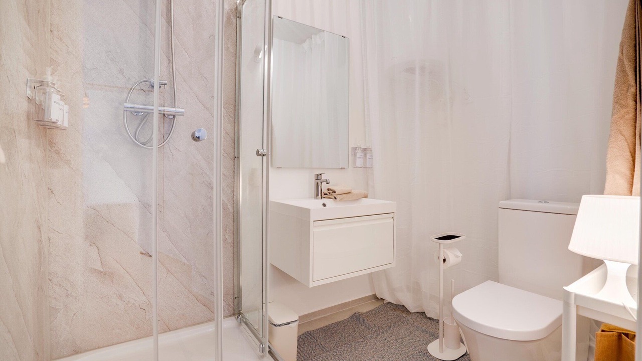 Photo of Bathroom in Jakomini
