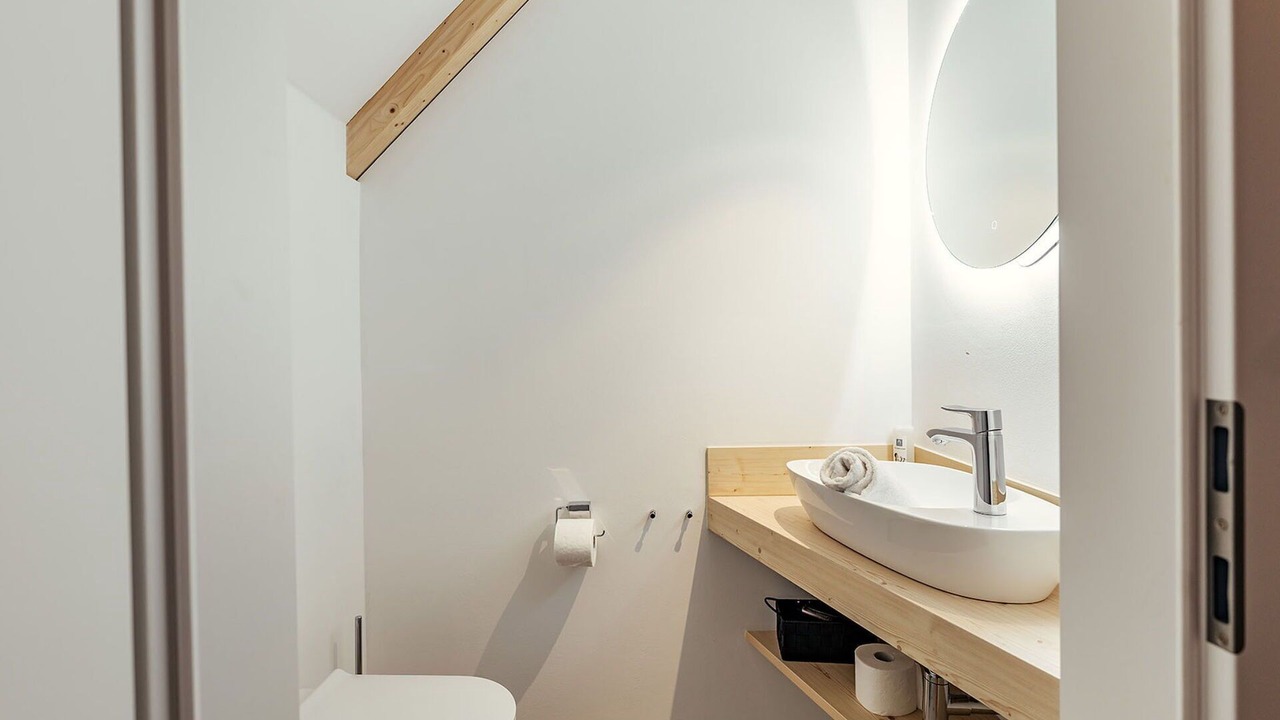 Photo of Bathroom in Schonberg