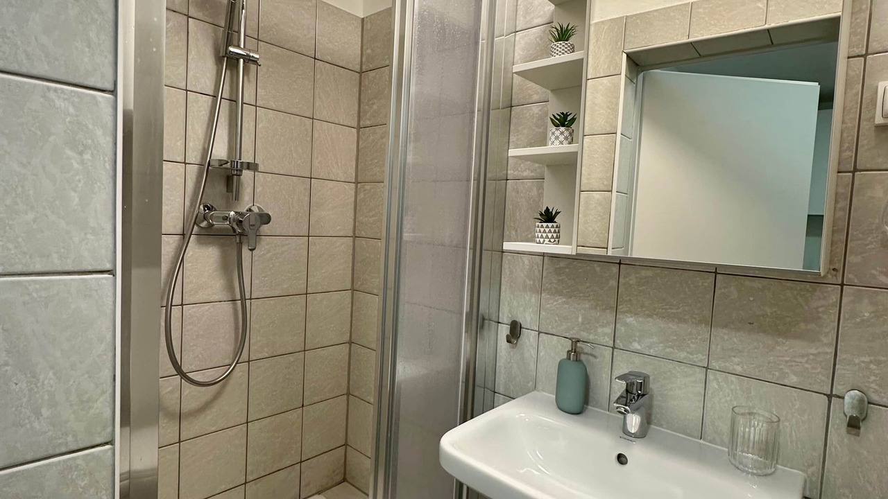 Photo of Bathroom in Lend