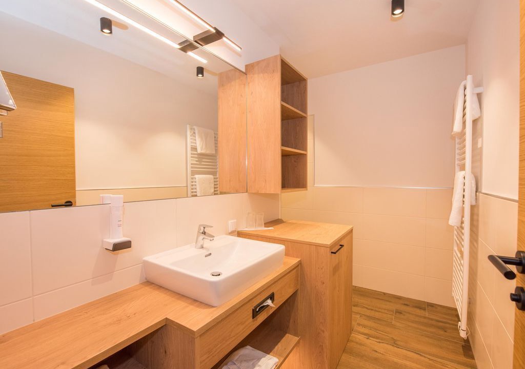 Photo of Bathroom in Poellau