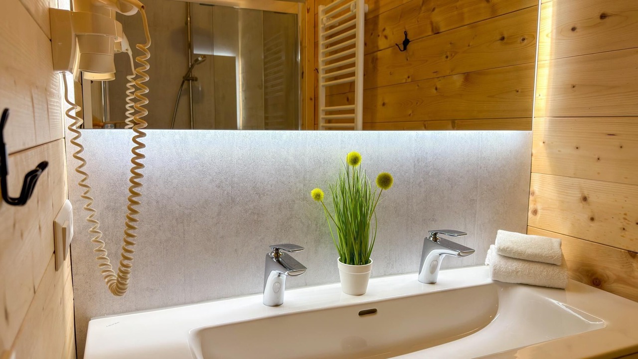 Photo of Bathroom in Jenig