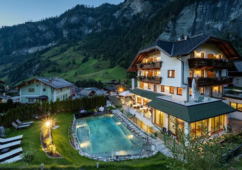Photo of Outdoor in Huettschlag