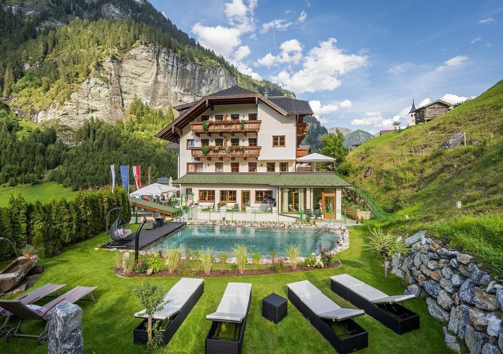 Photo of Outdoor in Huettschlag