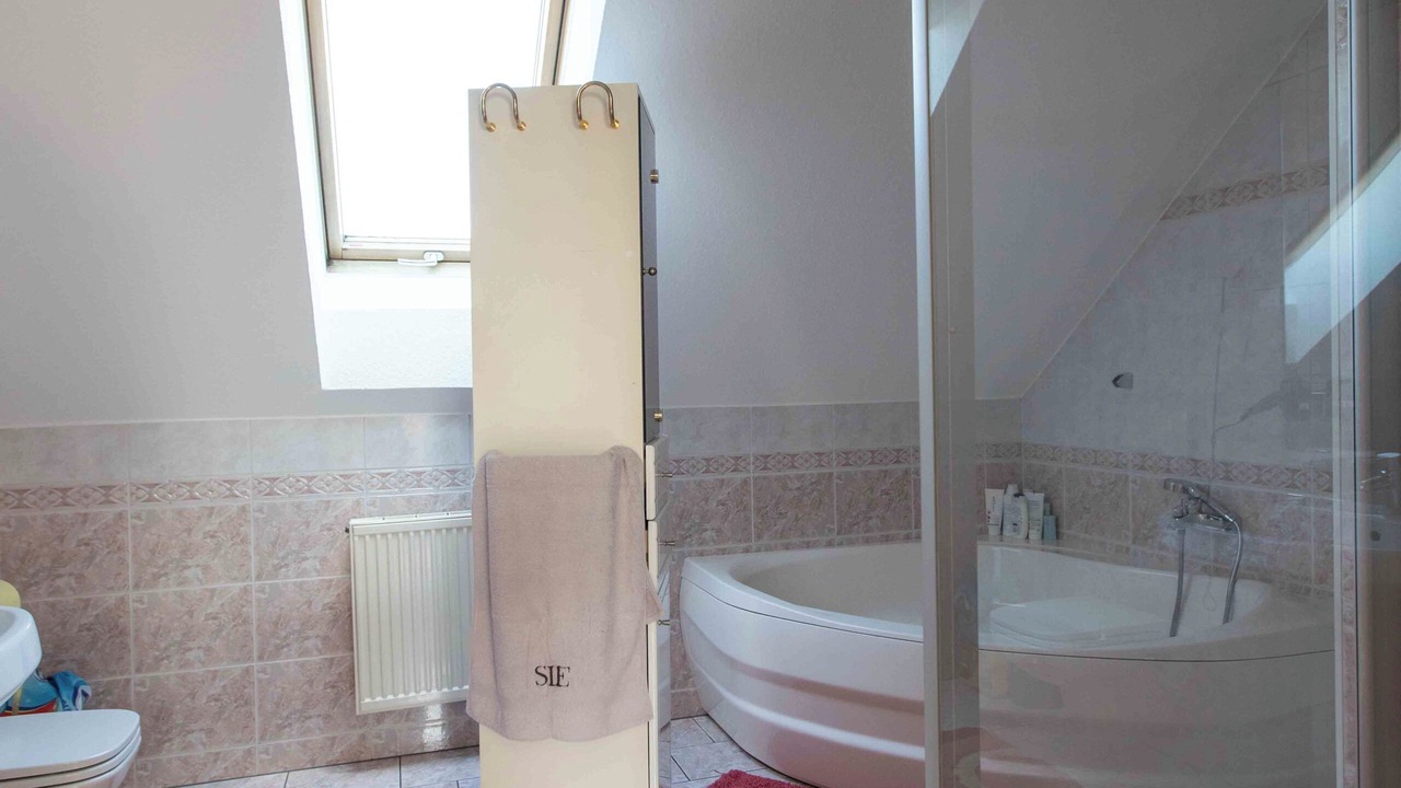 Photo of Bathroom in Redlham