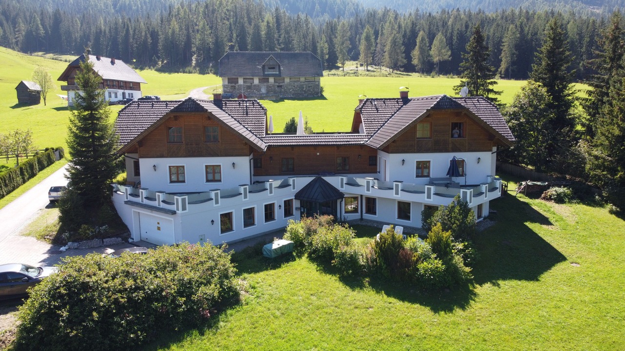 Photo of Outdoor in Krakauschatten