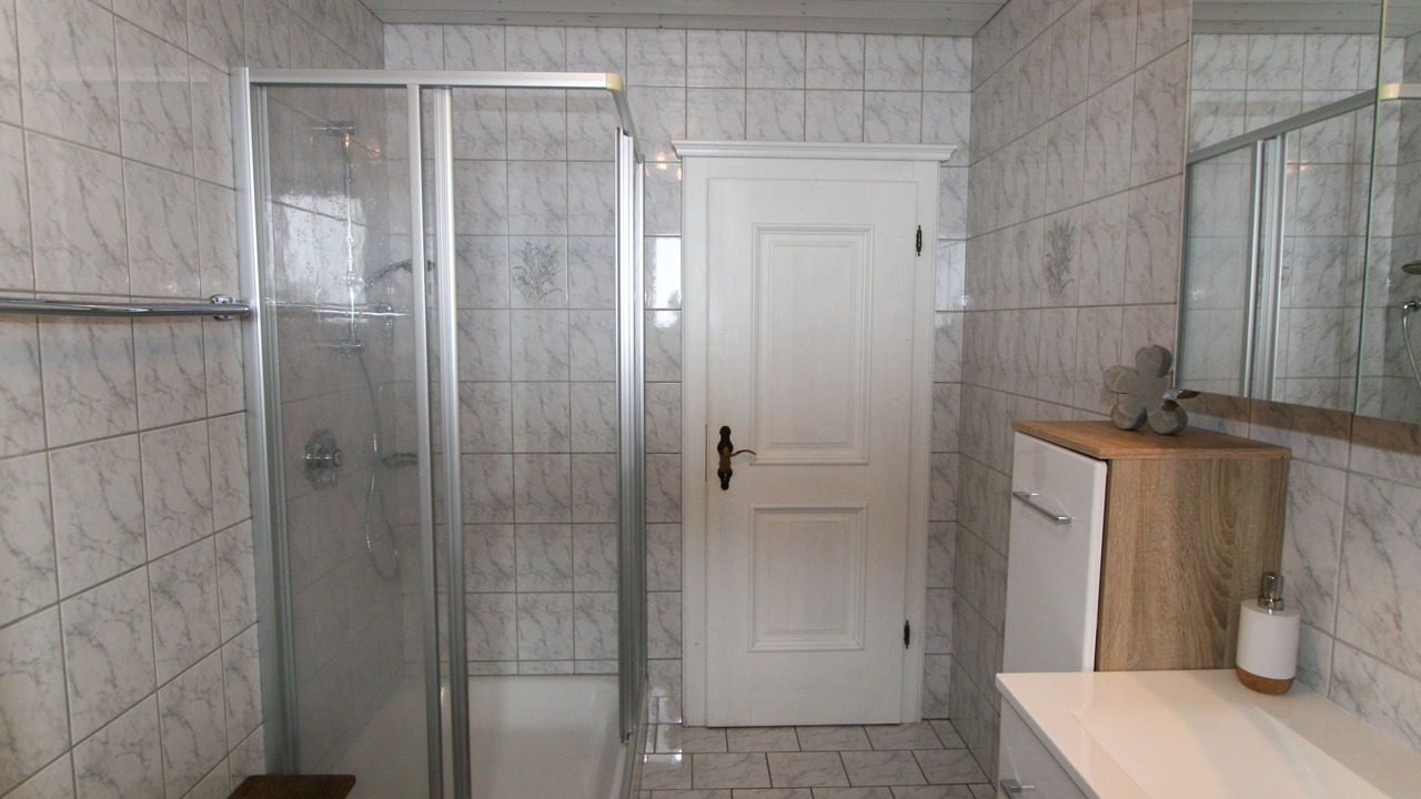 Photo of Bathroom in Emberg