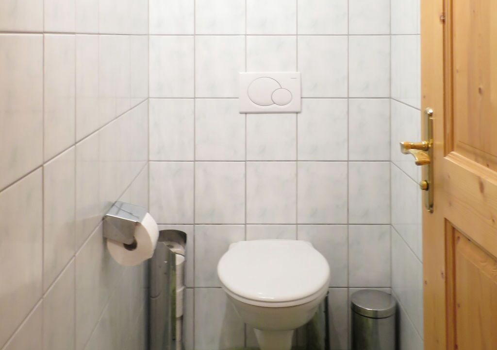 Photo of Bathroom in Emberg