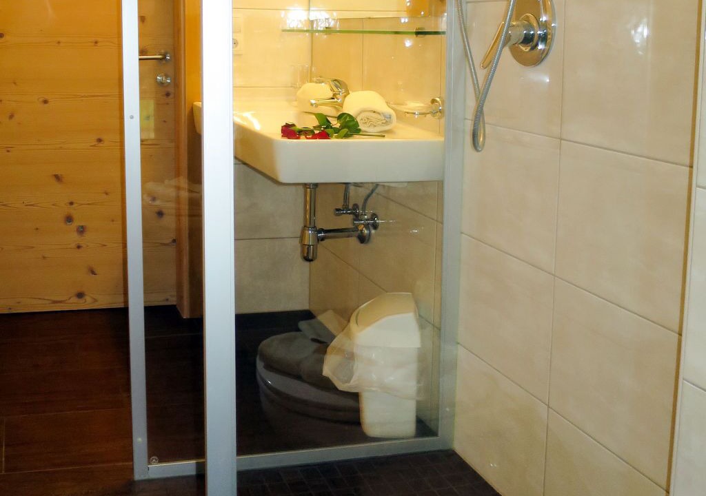 Photo of Bathroom in Rohrberg