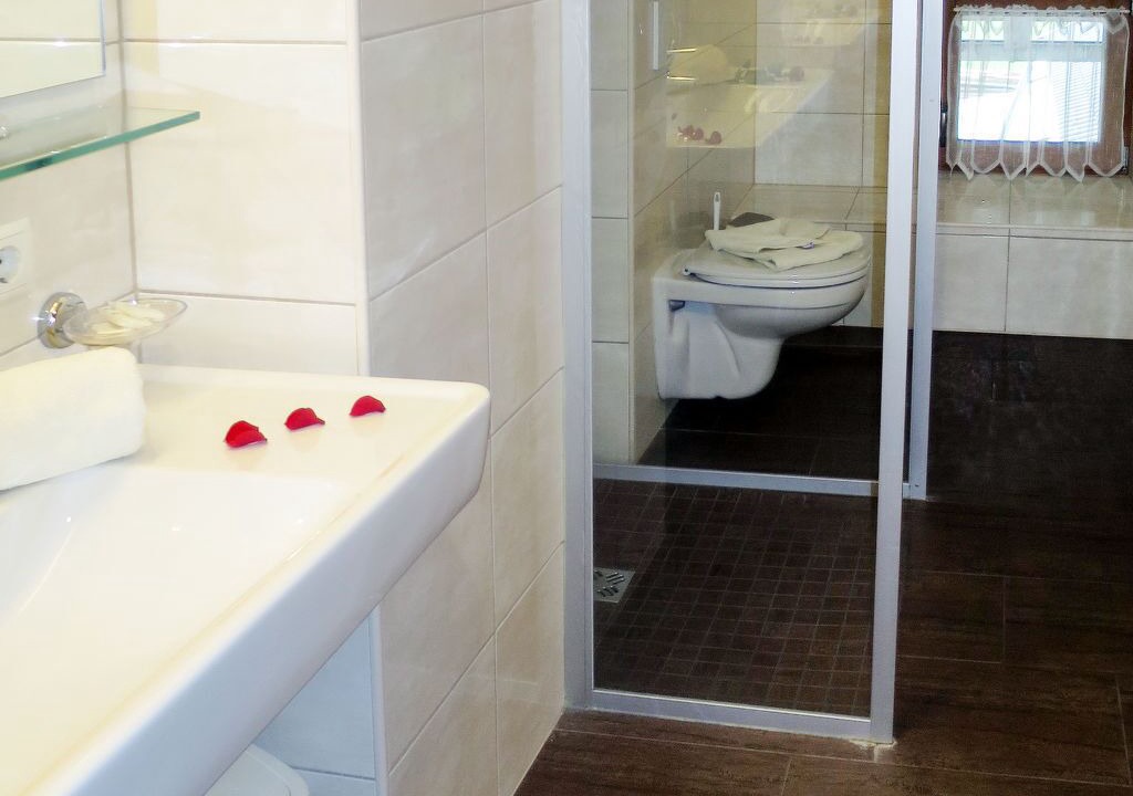 Photo of Bathroom in Rohrberg