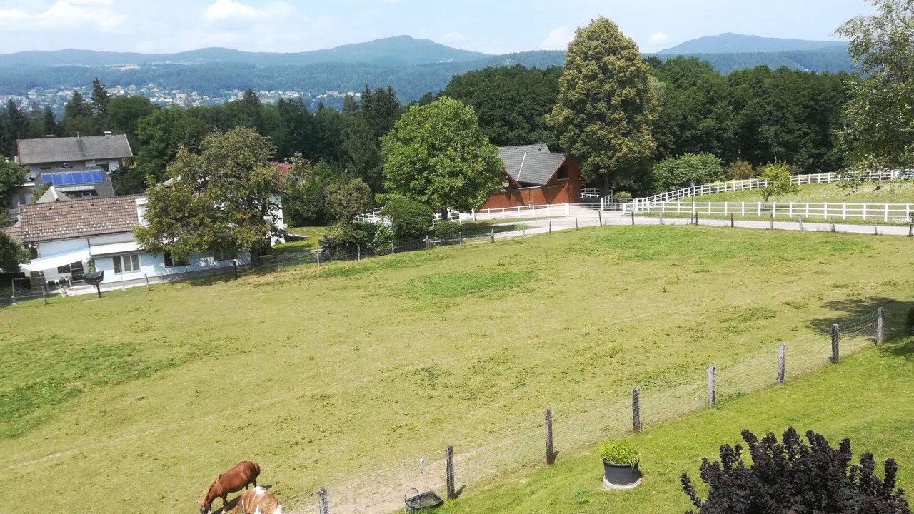 Photo of Others in Augsdorf
