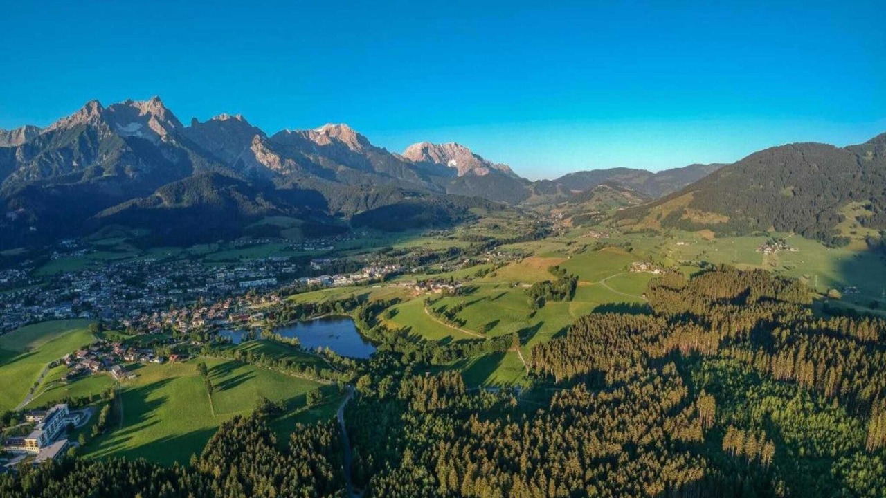 Photo of Others in Flachau