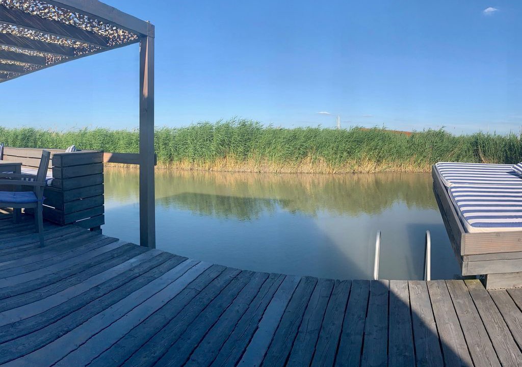 Photo of Outdoor in Rust