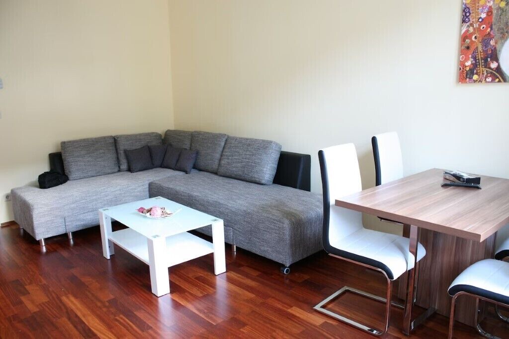 Photo of Livingroom in Rudolfsheim-Funfhaus
