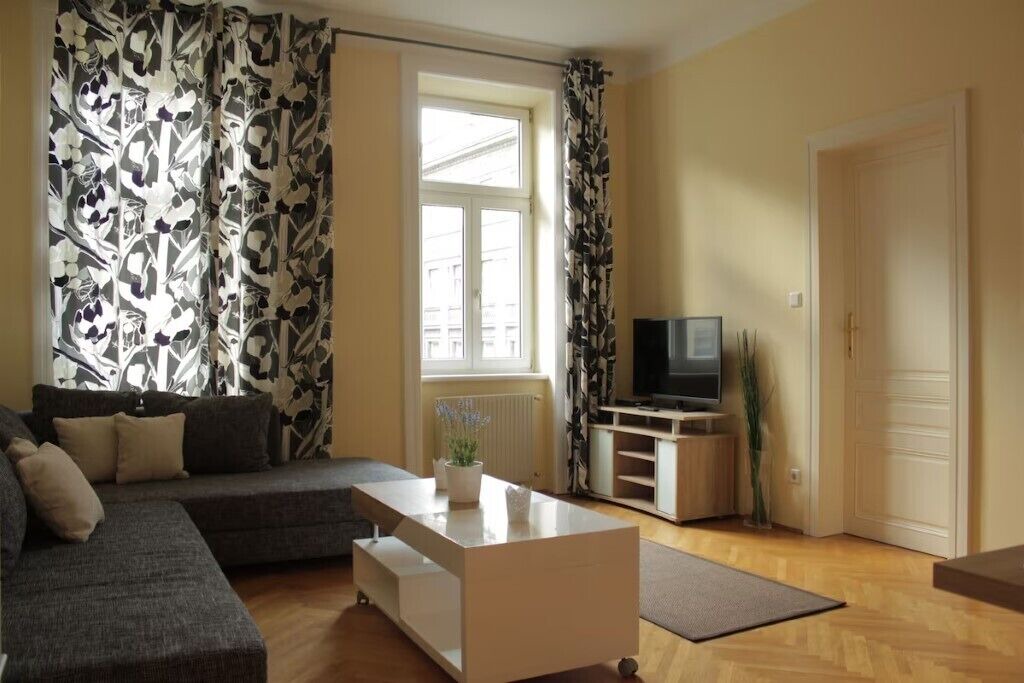 Photo of Livingroom in Rudolfsheim-Funfhaus