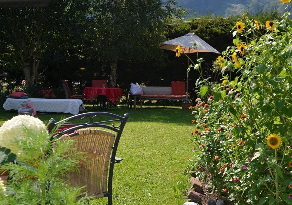 Photo of Outdoor in Soell
