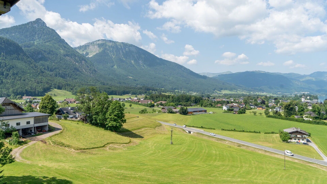 Photo of Others in Strobl