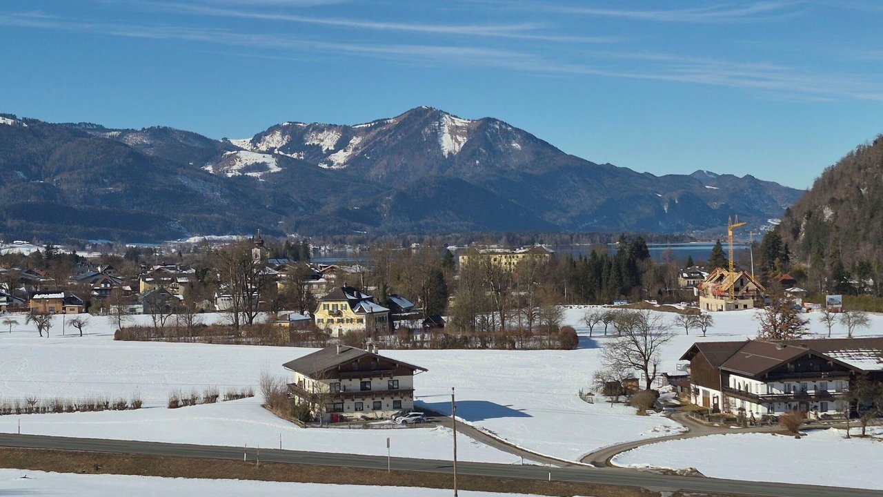 Photo of Others in Strobl