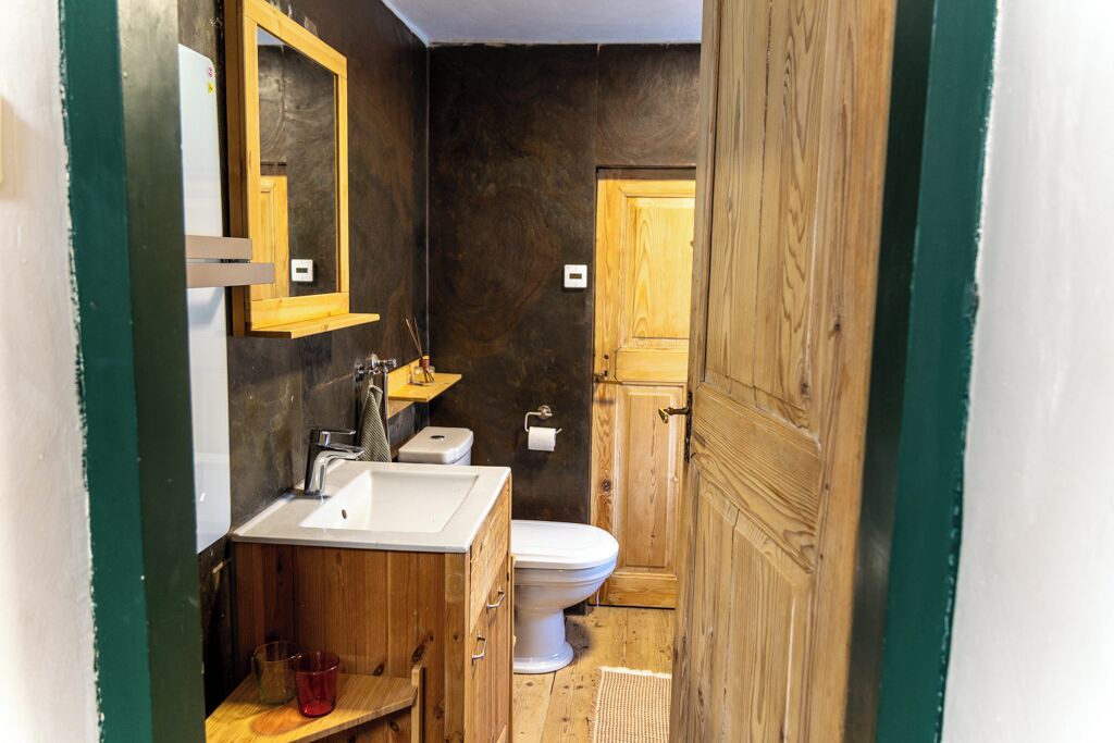 Photo of Bathroom in Ebensee