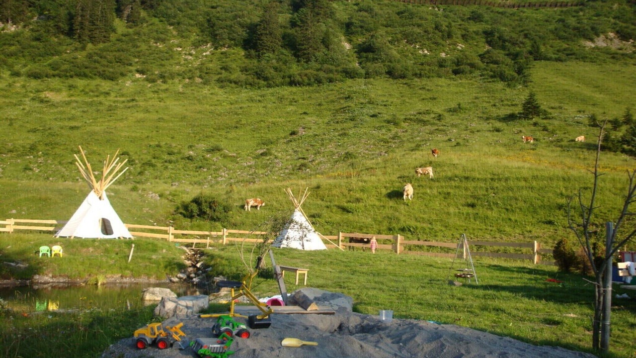 Photo of Others in Schroecken