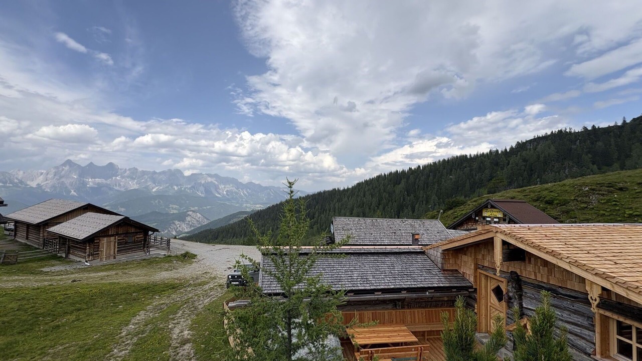 Photo of Others in Forstau