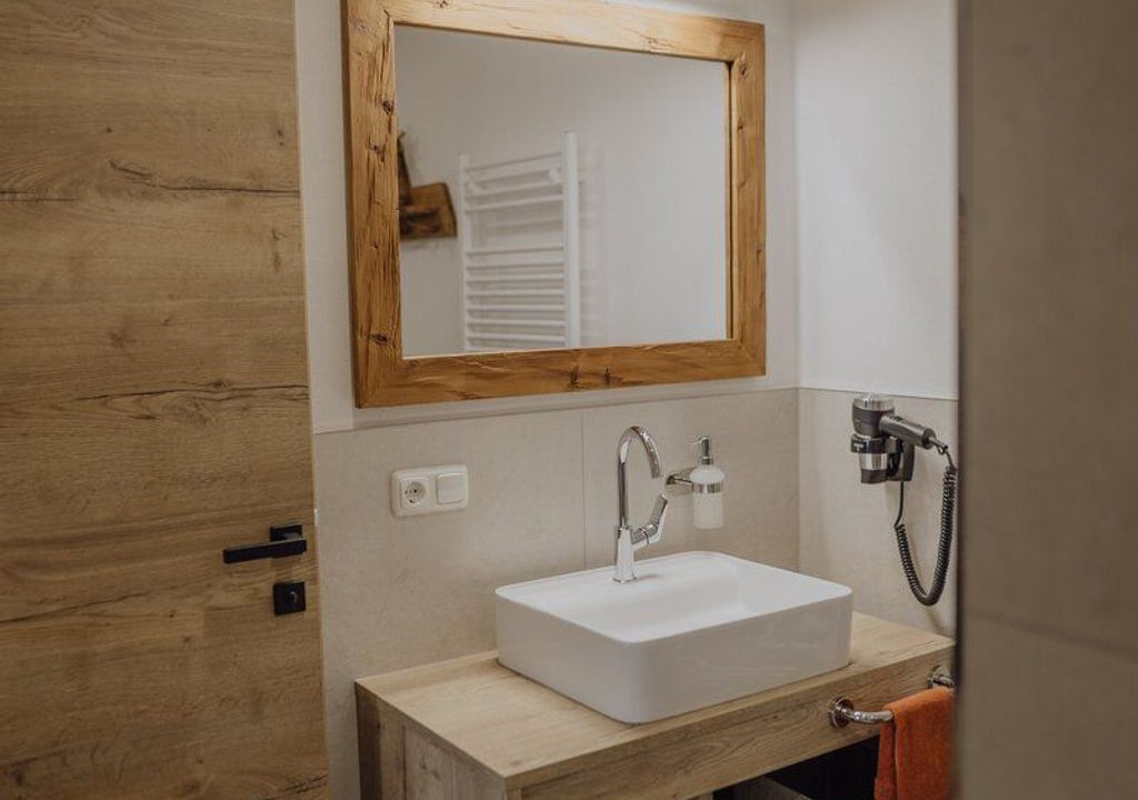 Photo of Bathroom in Strobl