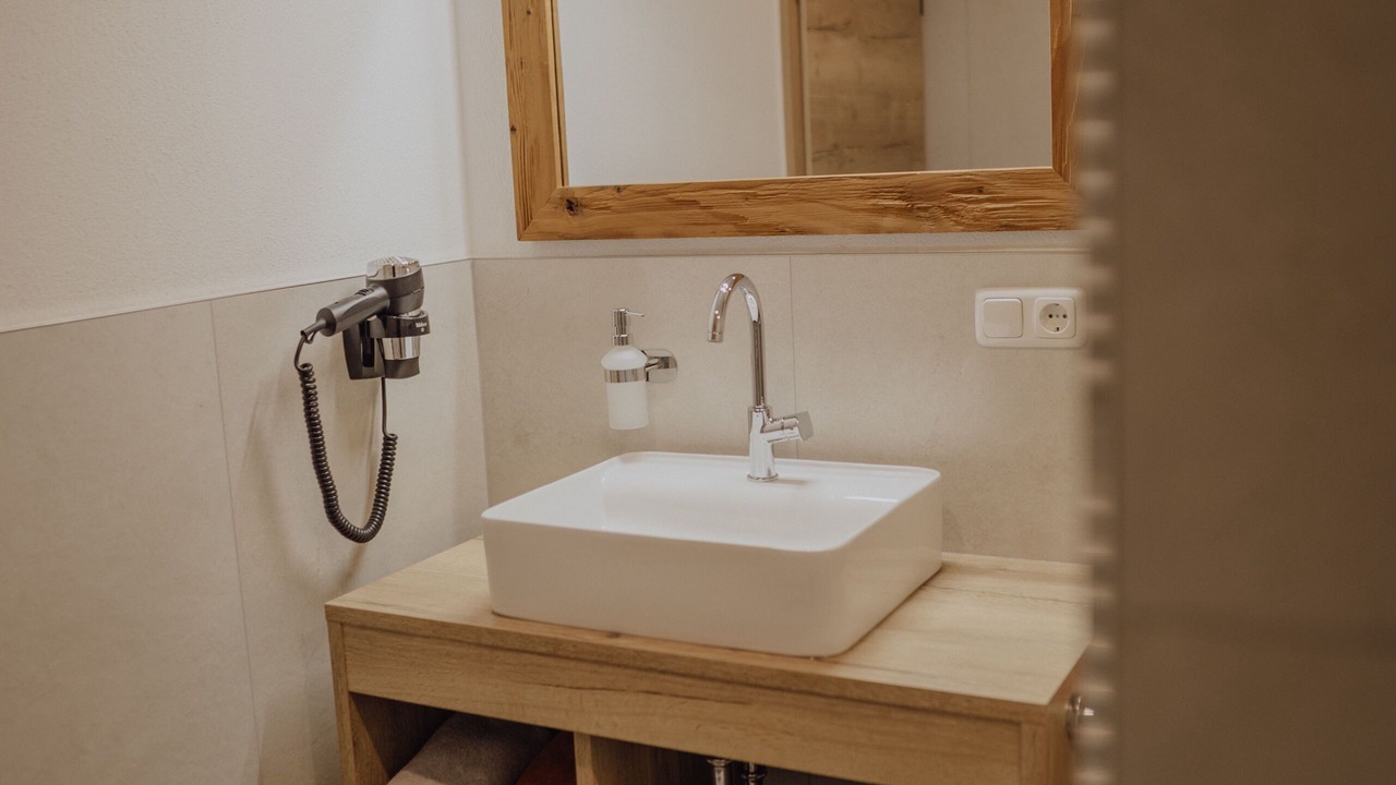 Photo of Bathroom in Strobl