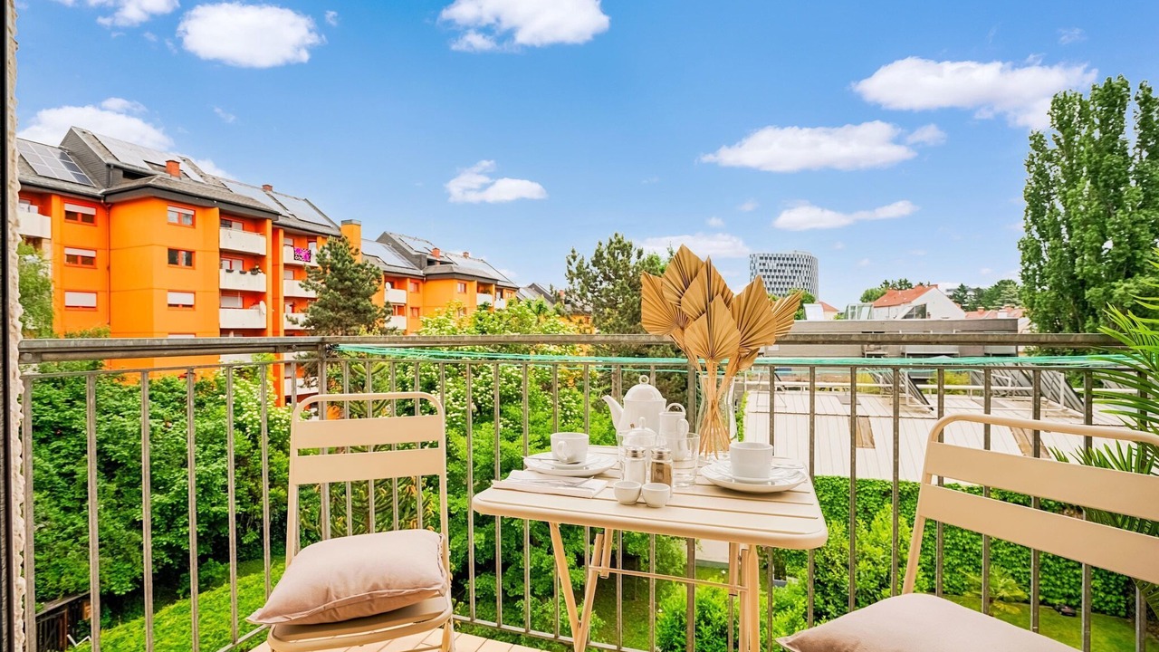 Photo of Patio Balcony in Jakomini