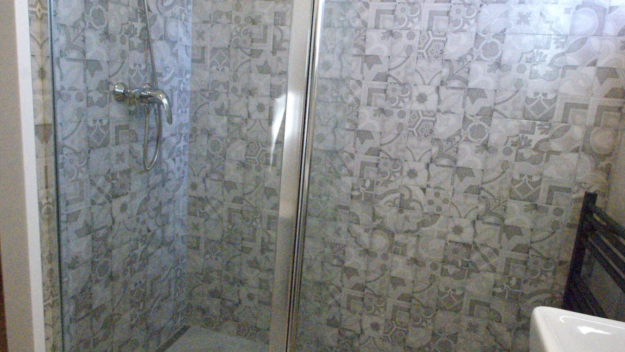 Photo of Bathroom in Lend