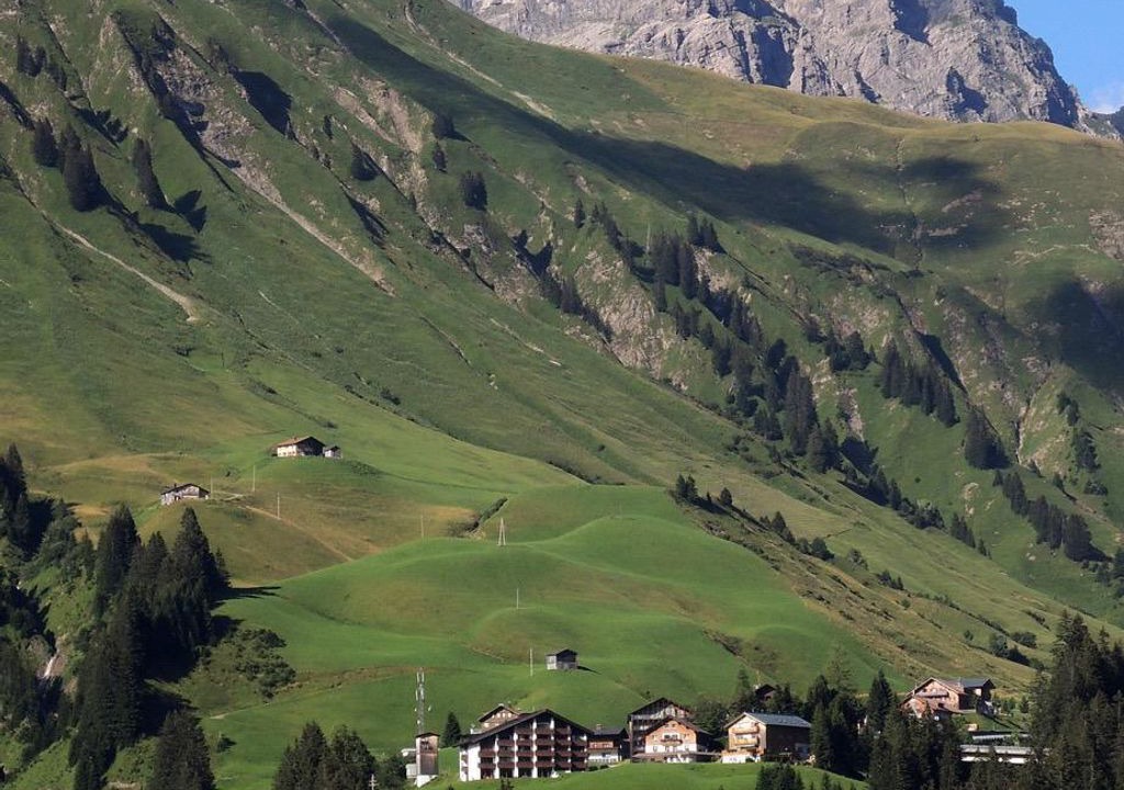 Photo of Others in Schroecken