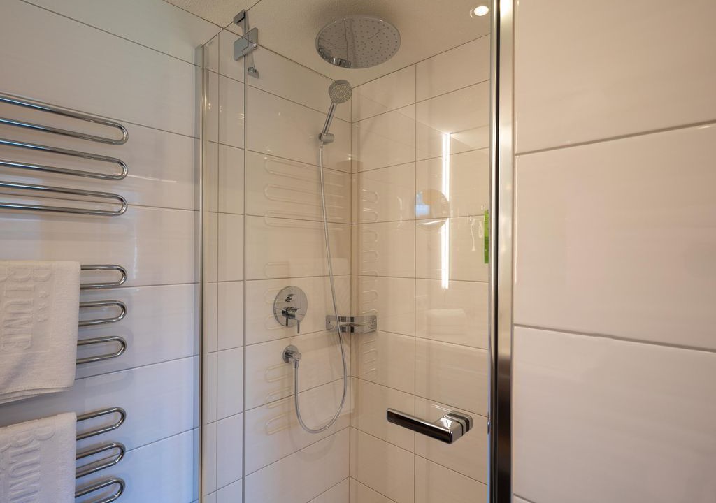 Photo of Bathroom in Damuels