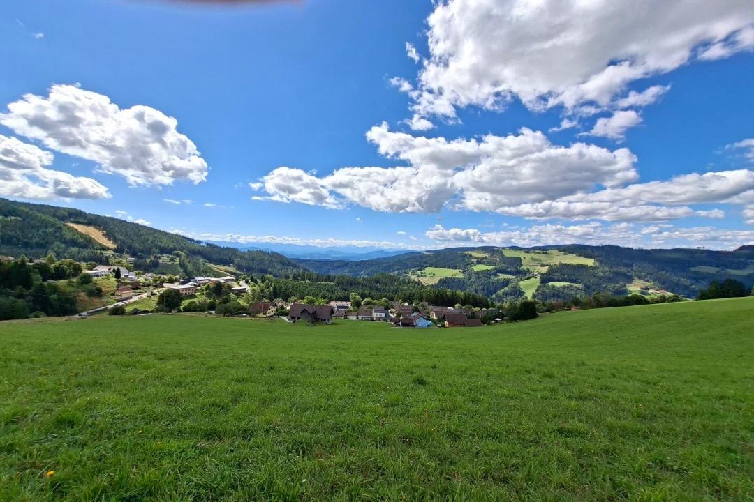 Photo of Others in Huettenberg