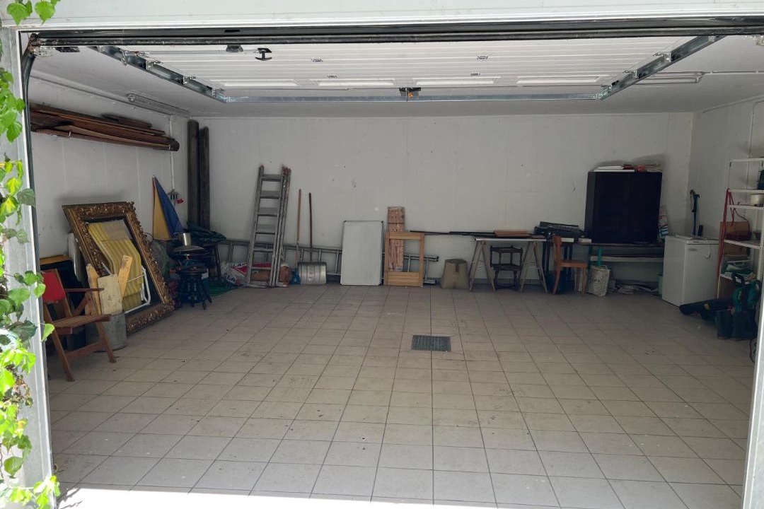 Photo of Others in Wiesen