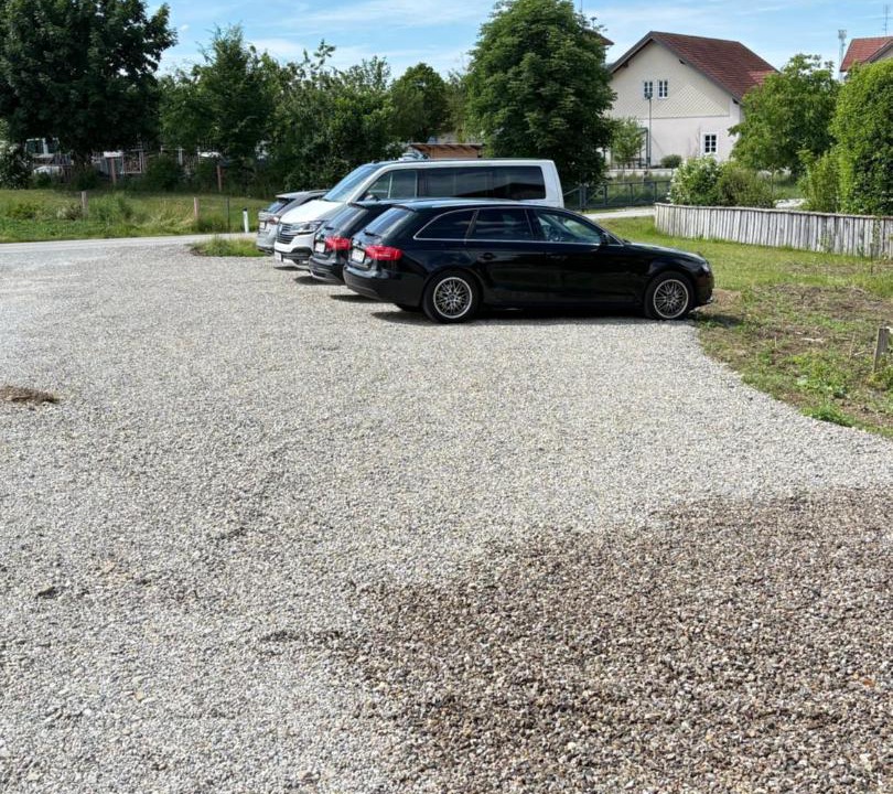 Photo of Others in Auerbach