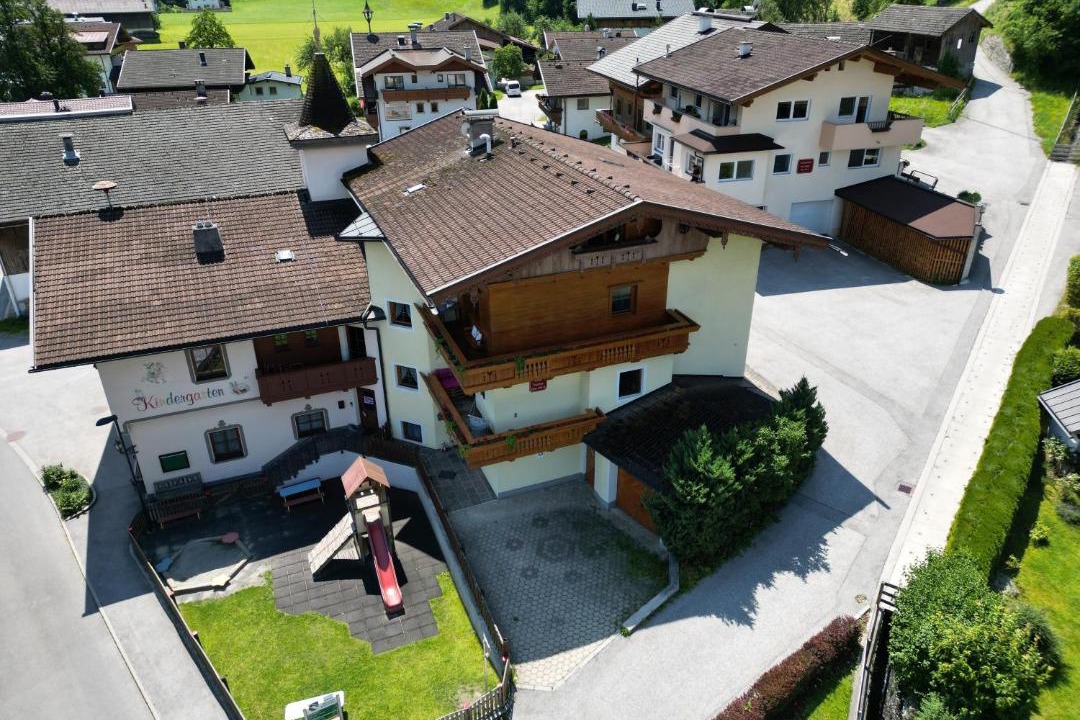 Photo of Buildings in Burgstall