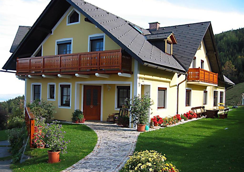 Photo of Others in Schwanberg