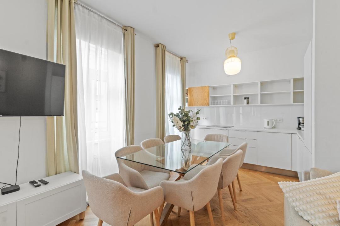 Photo of Others in Favoriten