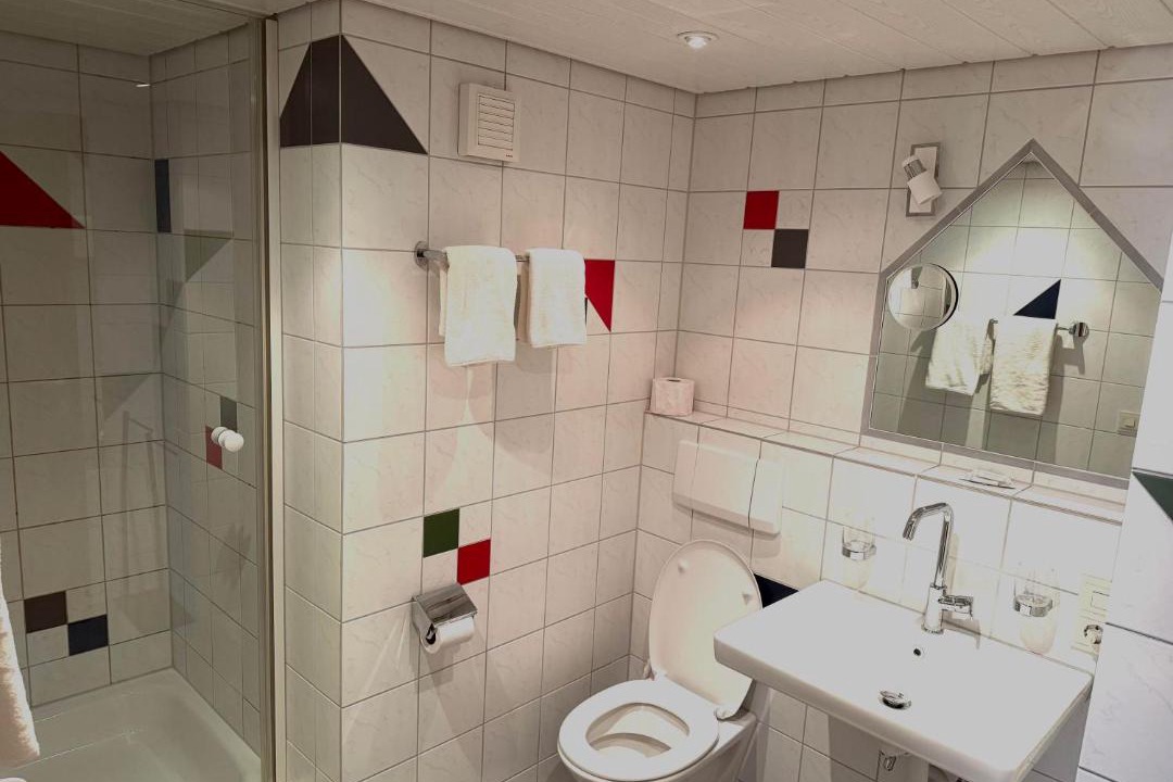 Photo of Bathroom in Rons