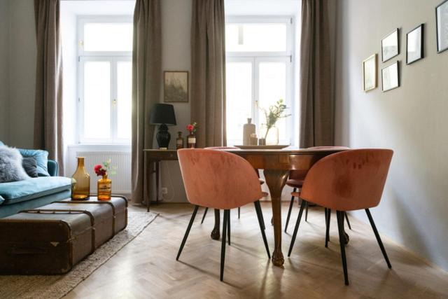 Photo of Livingroom in Rudolfsheim-Funfhaus