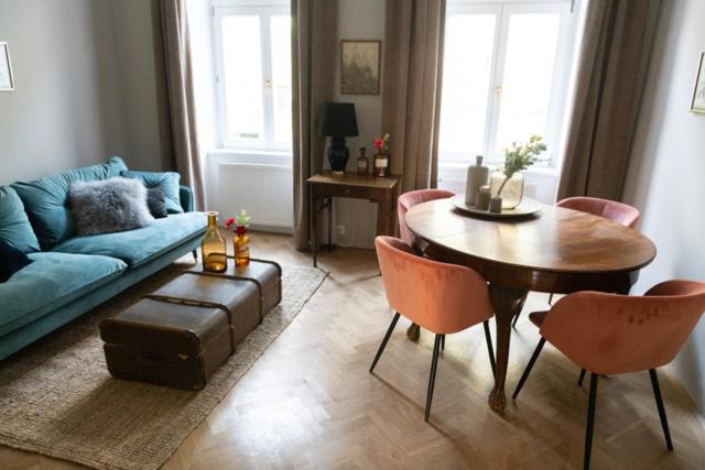 Photo of Livingroom in Rudolfsheim-Funfhaus