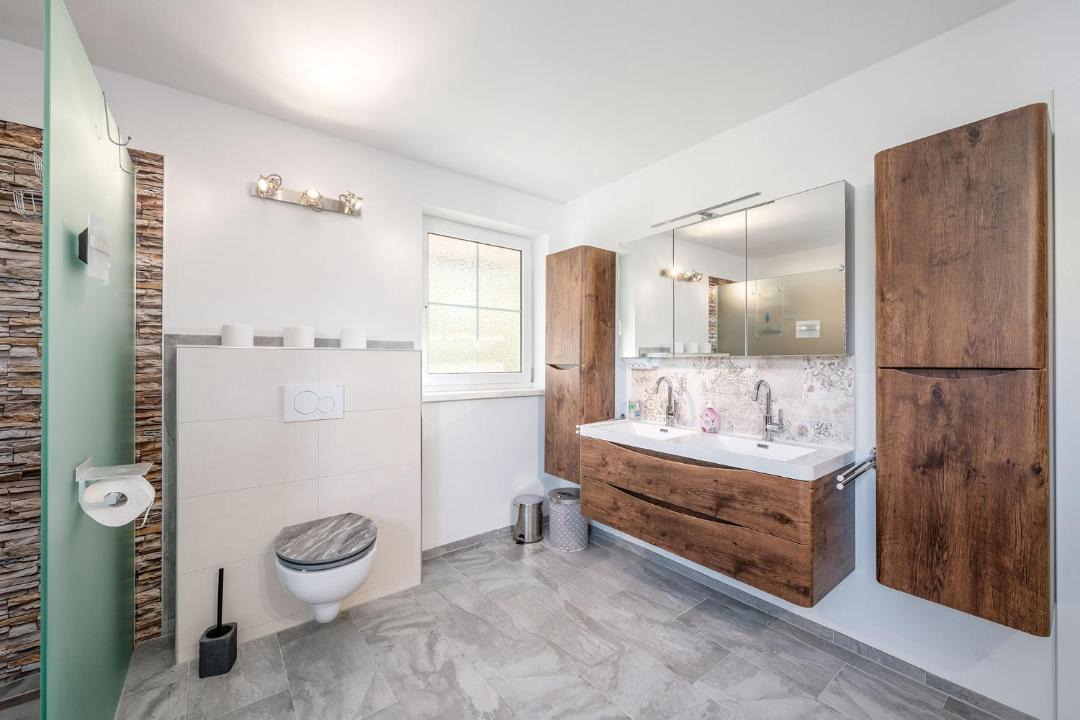 Photo of Bathroom in Oeblarn