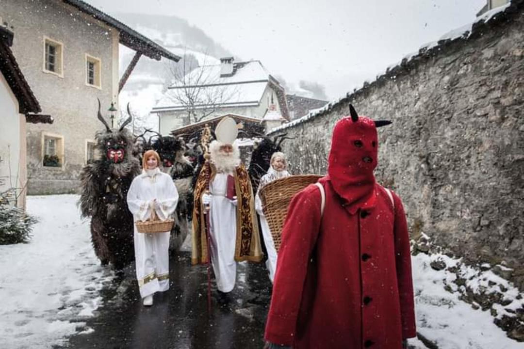 Photo of Human In Picture in Rauris