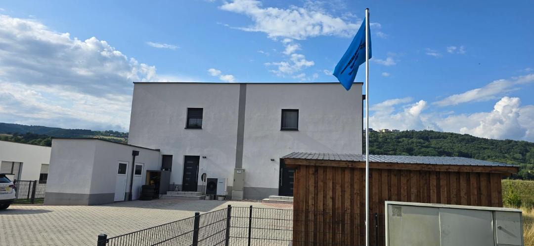 Photo of Others in Krummnussbaum