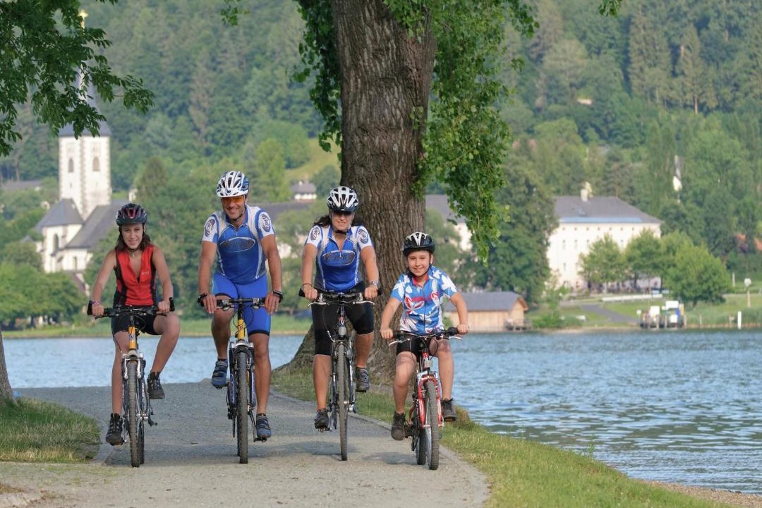 Photo of Others in Tropolach