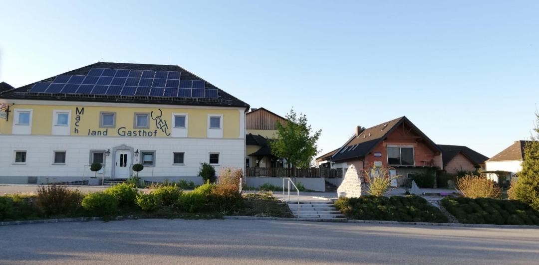 Photo of Others in Ruprechtshofen