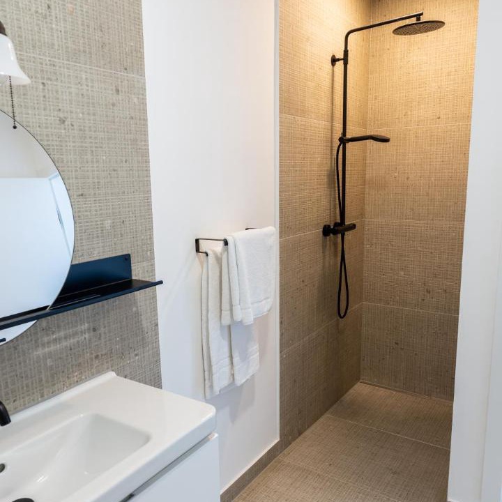 Photo of Bathroom in Rust