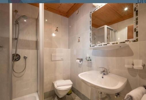 Photo of Bathroom in Oberndorf bei Kitzbuhel