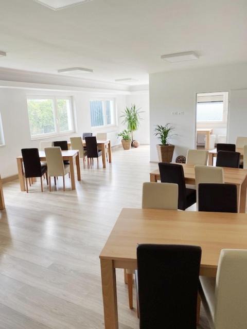 Photo of Others in Pottsching